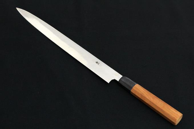柳刃包丁 尺 霞 白一鋼 水牛赤一位八角柄 箱付 O513-2E2B | 堺一文字