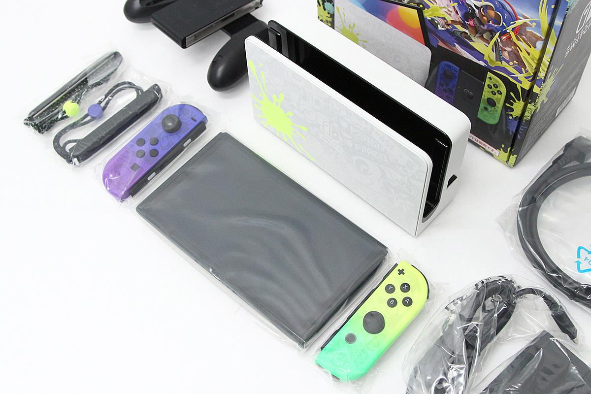 ☆美品・延長保証あり☆Nintendo Switch 有機ELスプラトゥーン31個Joy-Conストラップ