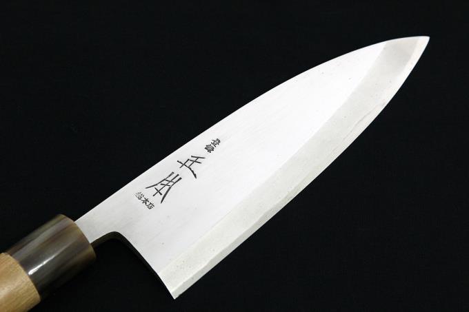 出刃包丁 六寸 霞 水牛朴栗型柄 箱付 O527-2E3A | 正本総本店 | 包丁