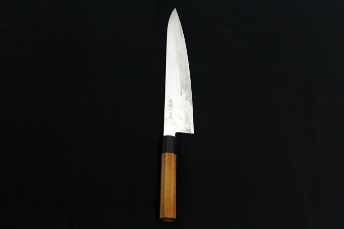 【和牛刀】泉雄心 防錆鋼 刃渡り290mm 和包丁 尺 八角柄 角巻 水牛柄 和牛刀】泉雄心 防錆鋼 刃渡り290mm 和包丁 尺 八角柄 水牛柄 【公式通販】