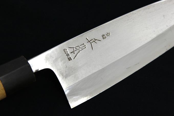 出刃包丁 七寸 霞 水牛朴栗型柄 O729-2L1A | 正本総本店 | 包丁-アキバ流通