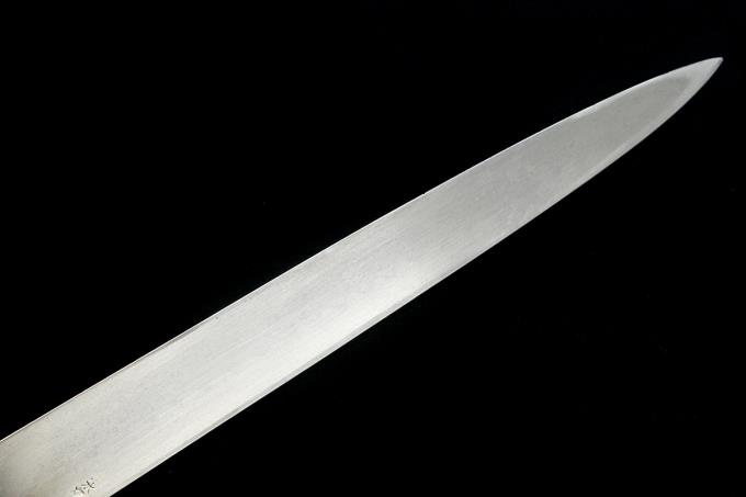 伯井實 柳刃包丁 尺一 水焼 本焼 水牛黒檀八角柄 白鞘付 O837