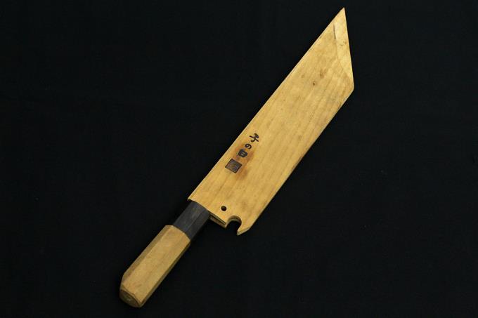 0円 半額品 源明利 ウナギ裂き 東型 手打 白二鋼 135mm 水牛桂朴柄付 0円 半額品 源明利 ウナギ裂き 東型 手打 白二鋼 135mm 水牛桂朴柄付
