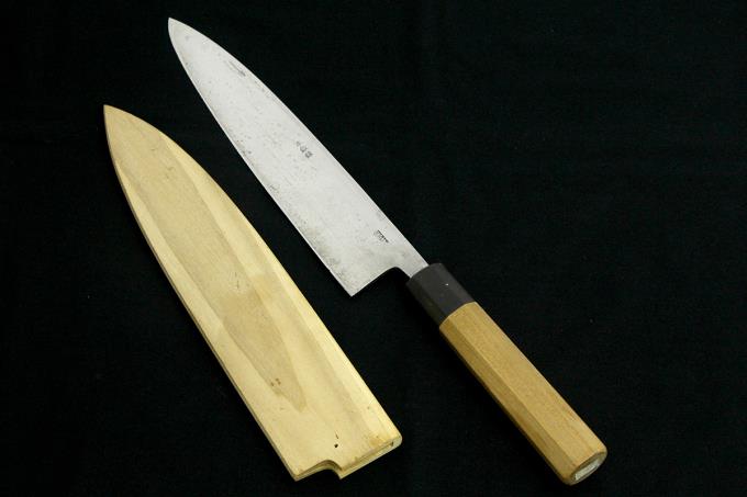 相出刃包丁 八寸 霞 本鍛錬 水牛朴八角柄 白鞘付 O1239-2L3B | 伯龍 ...