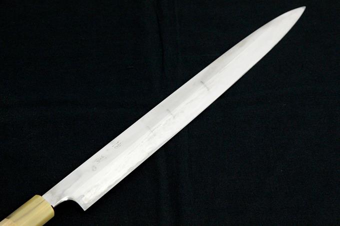 伯井實 柳刃包丁 尺一 水焼 本焼 白水牛朴八角柄 白鞘付 O1275-2L3B 