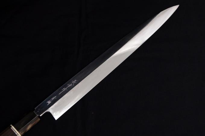 柳刃包丁 尺 本焼 青二鋼 如水研 上下水牛 銀二巻 黒檀八角柄