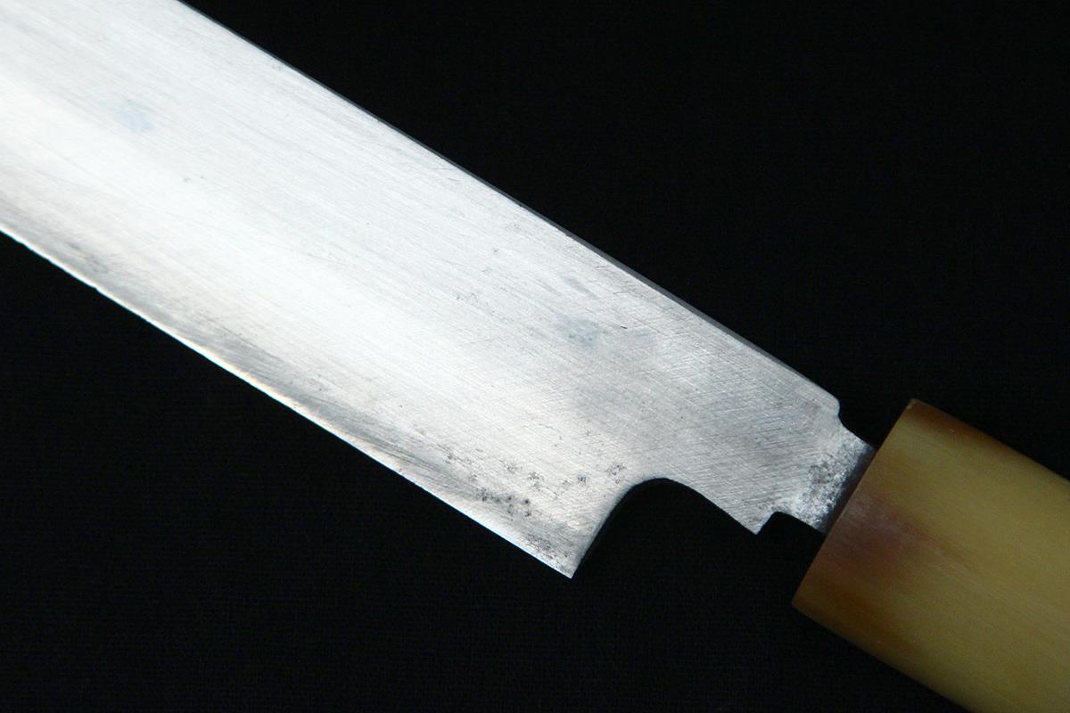 蛸引包丁 尺二 本焼 純日本鋼 朴柄 λH2158-2L1B | 正本総本店 | 包丁