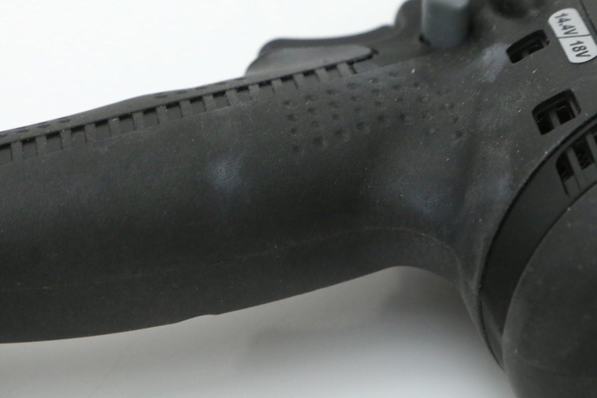 photo1